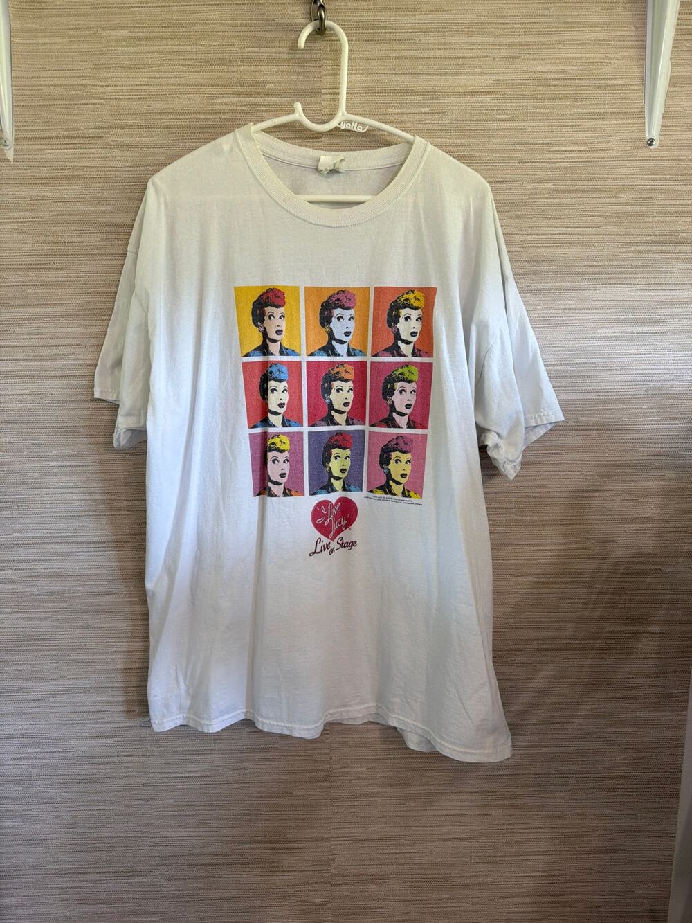 I Love Lucy Men's Fruit of the loom white tee size 2XL